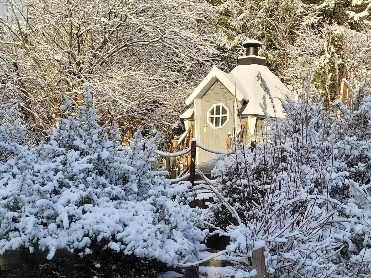 4 - Bbq Hut - Log Burner - Valley Views 폰트스타이실 외부 사진